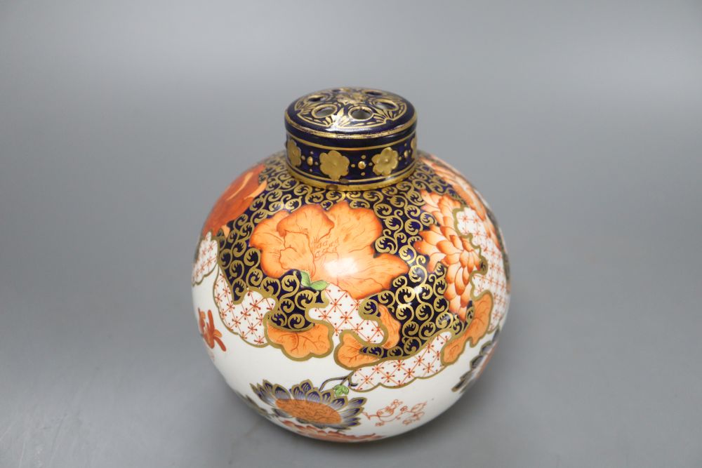 A Crown Derby Imari pot pourri, 16cm high